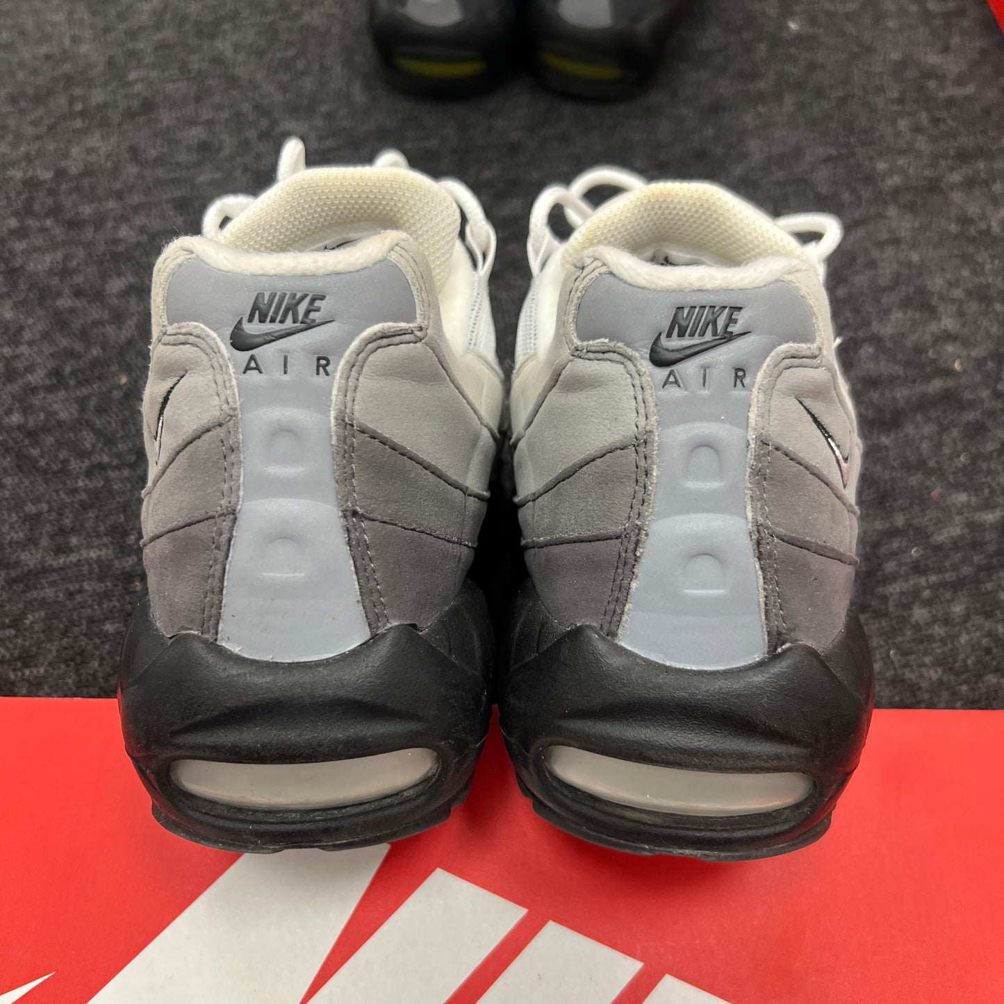 AIRMAX 95 GRANITE UK8.5