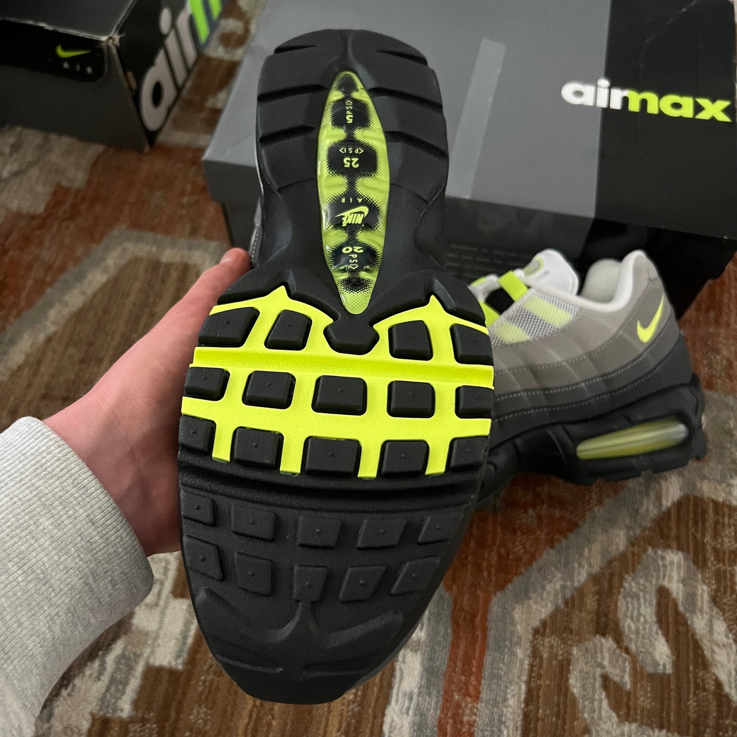 AIRMAX 95 NEON 2025 UK11