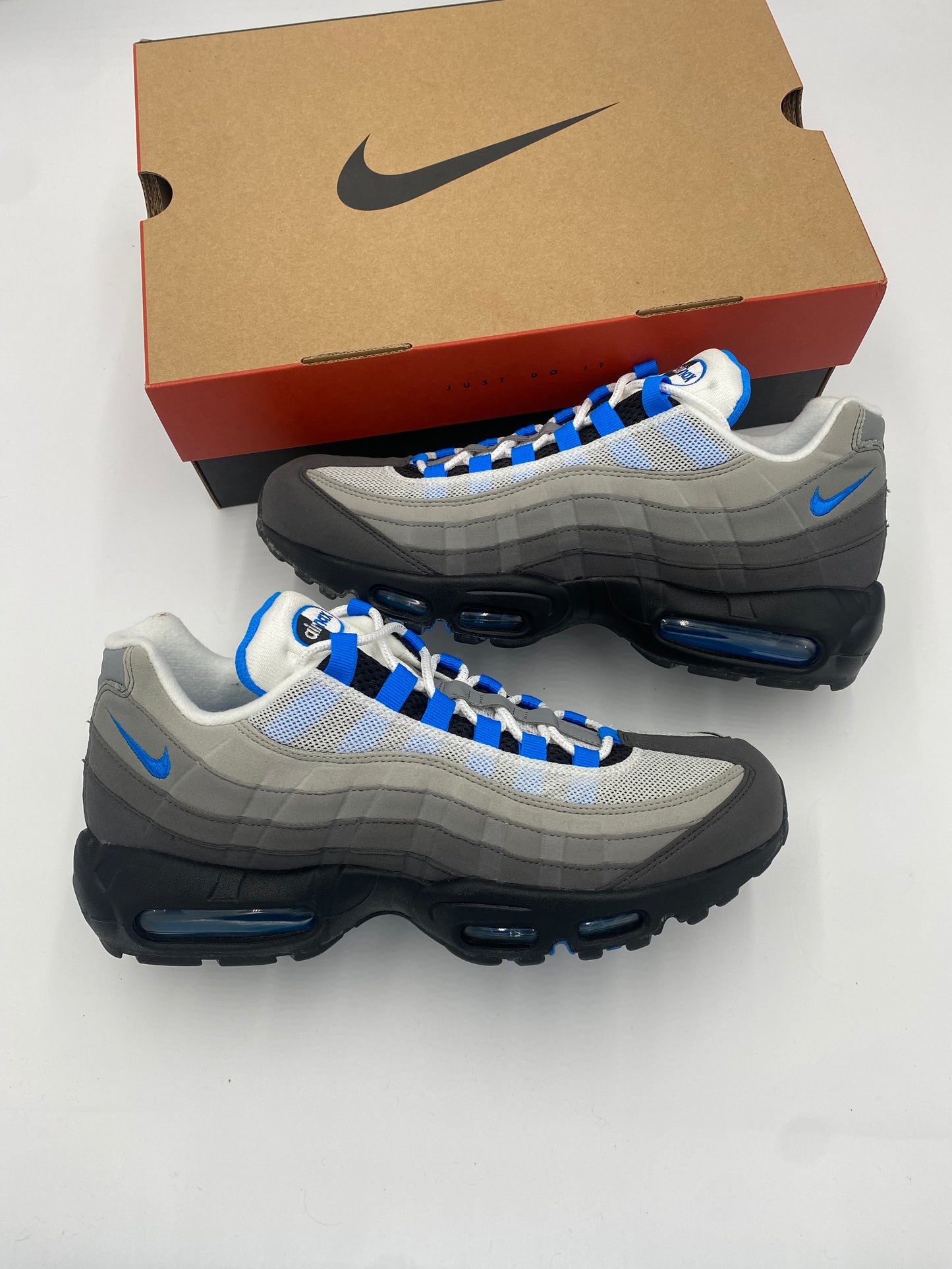 UK9.5 CRYSTAL BLUE AIRMAX 95