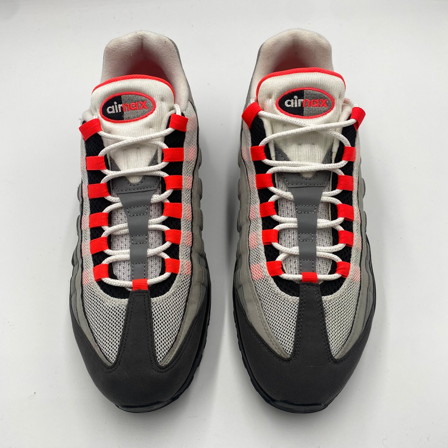 UK10.5 SOLAR RED AIRMAX 95