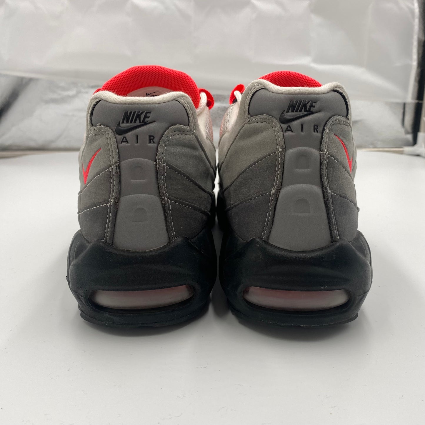 UK10.5 SOLAR RED AIRMAX 95