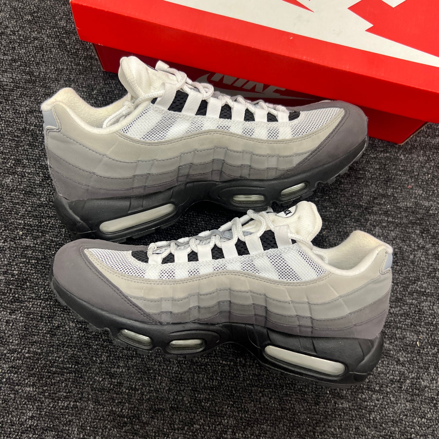 AIRMAX 95 GRANITE UK8.5