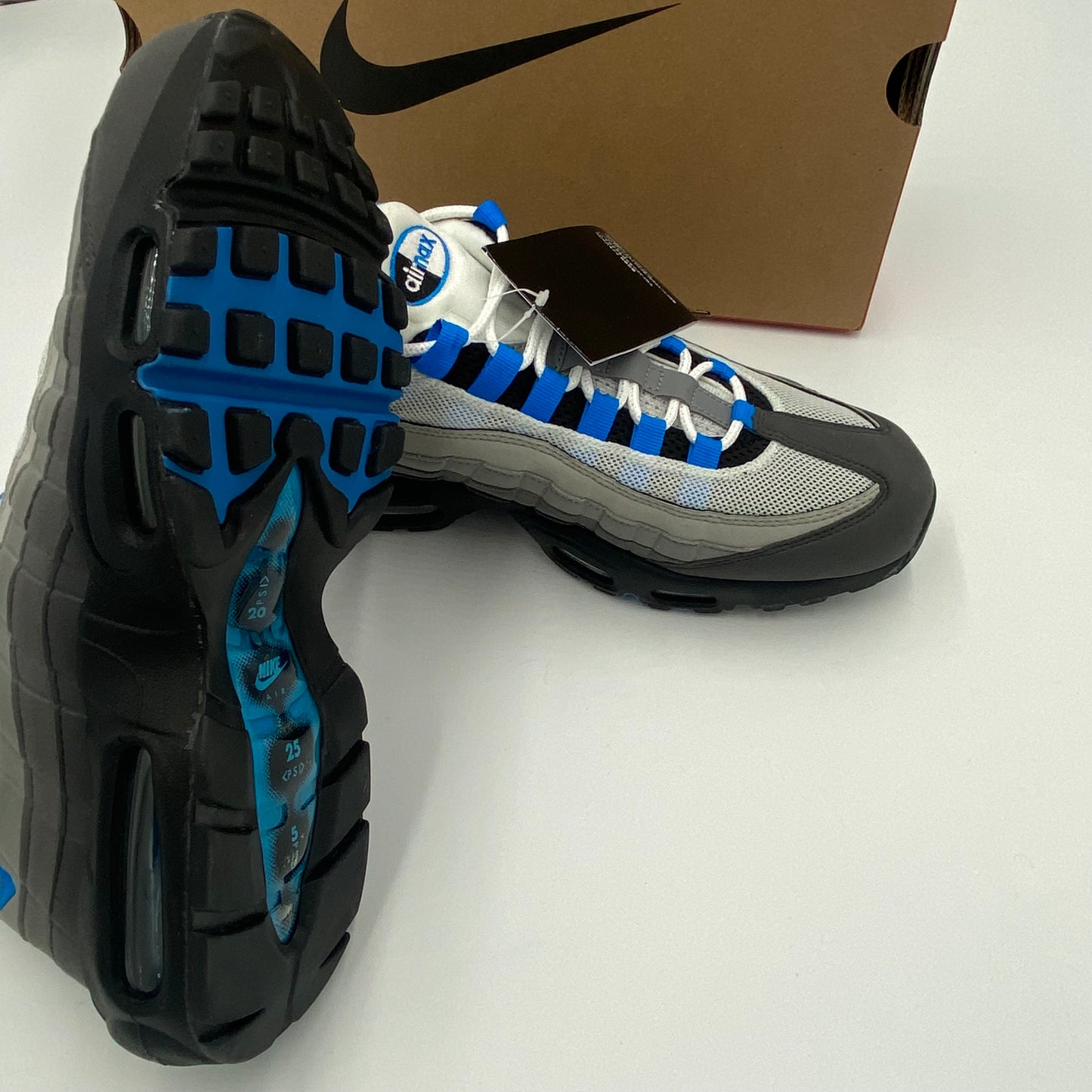 UK9.5 CRYSTAL BLUE AIRMAX 95