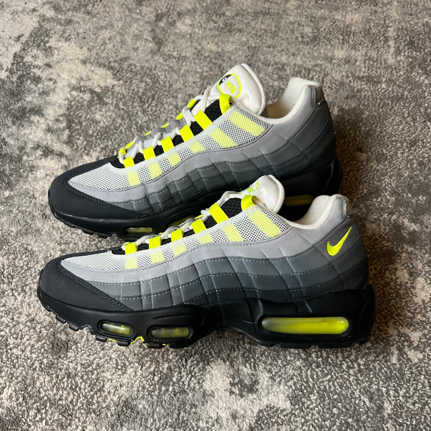 AIRMAX 95 NEON 2020 UK9.5