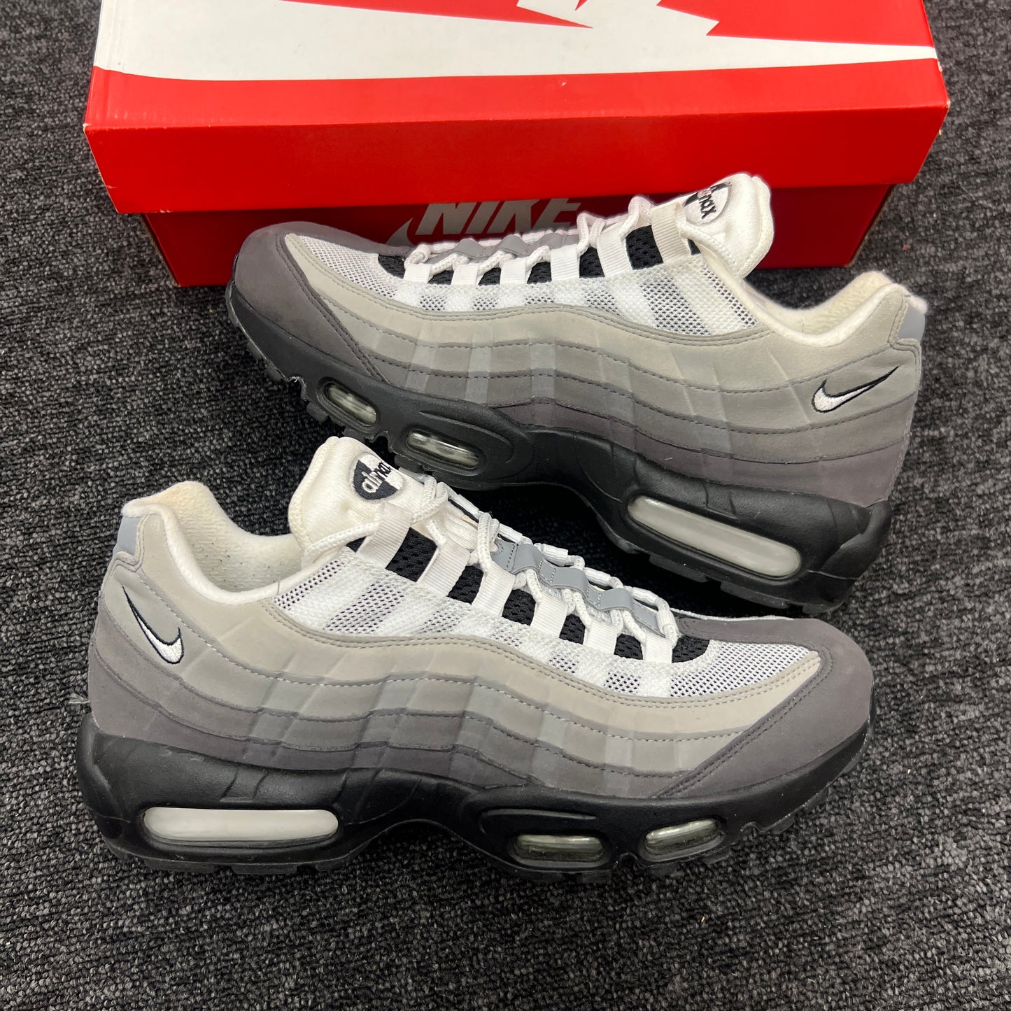 AIRMAX 95 GRANITE UK8.5